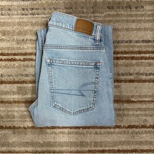 AE Stretch Super High-Waisted Straight Jean